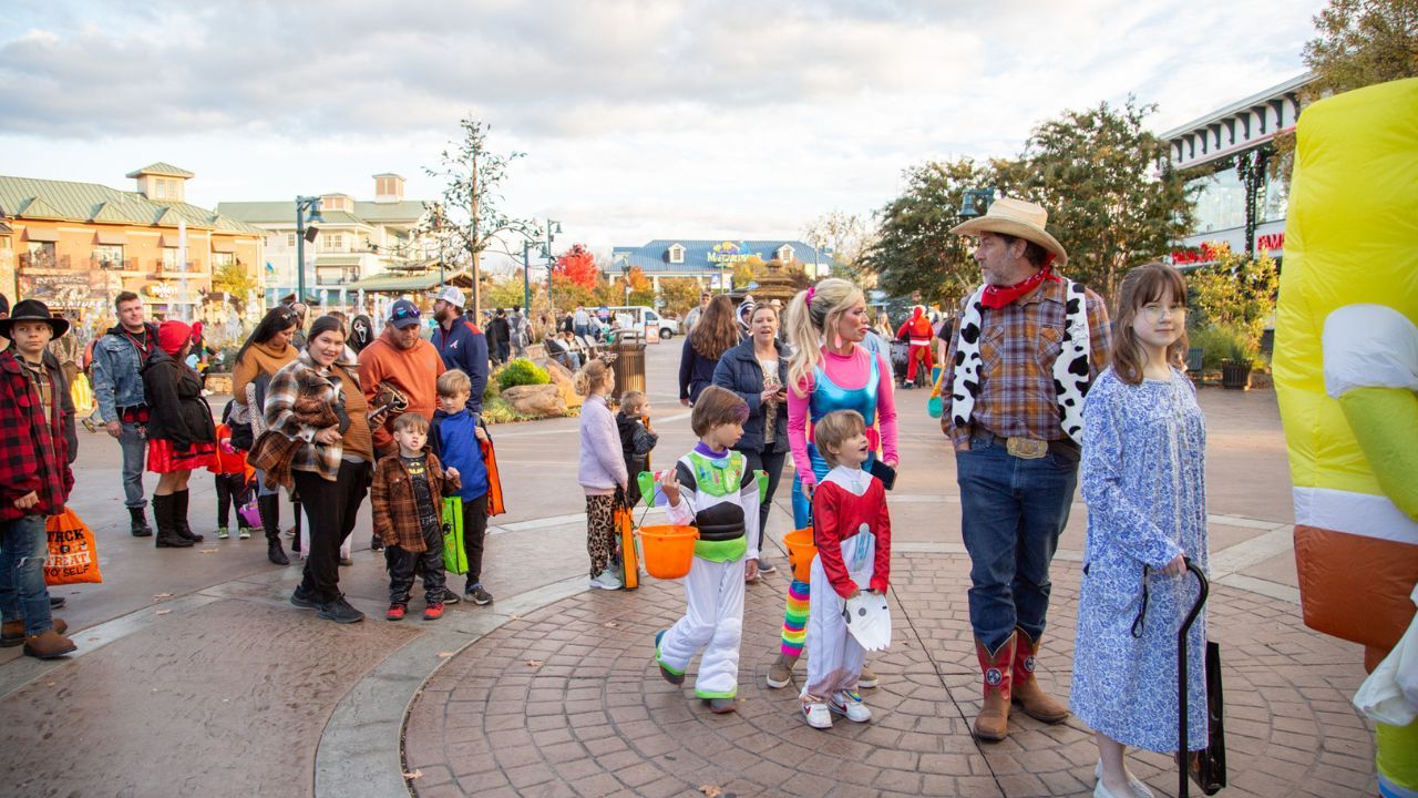 Celebrating Halloween in the Smokies: Family-Friendly Activities and Events