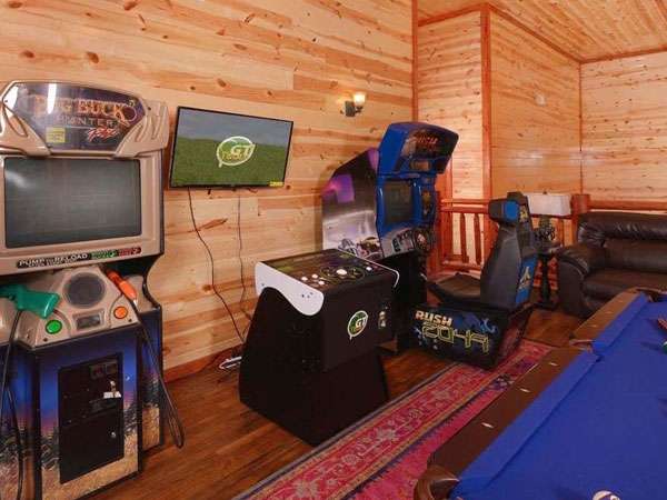 Gatlinburg Cabin Rental with Game Room