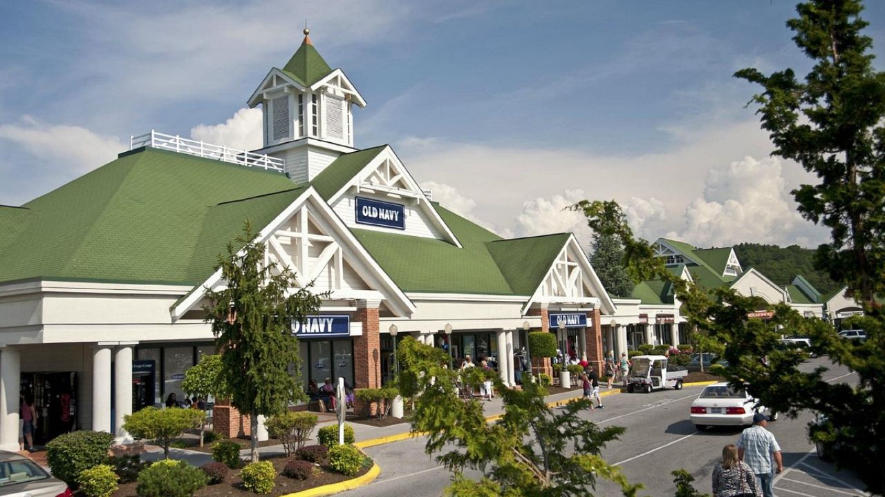 Explore Tanger Outlet Mall - Pigeon Forge's Premier Shopping