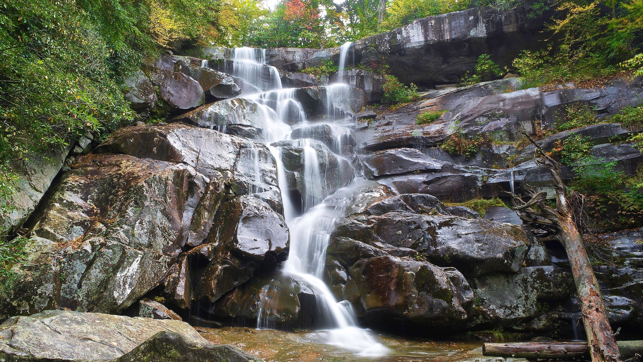 Ramsey Cascades