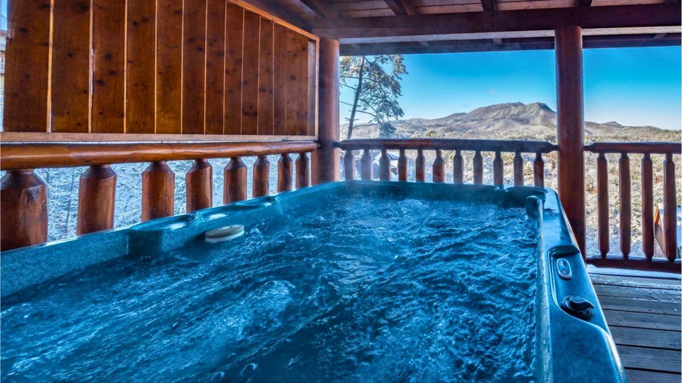 Winter in Gatlinburg: Cabins with Hot Tubs