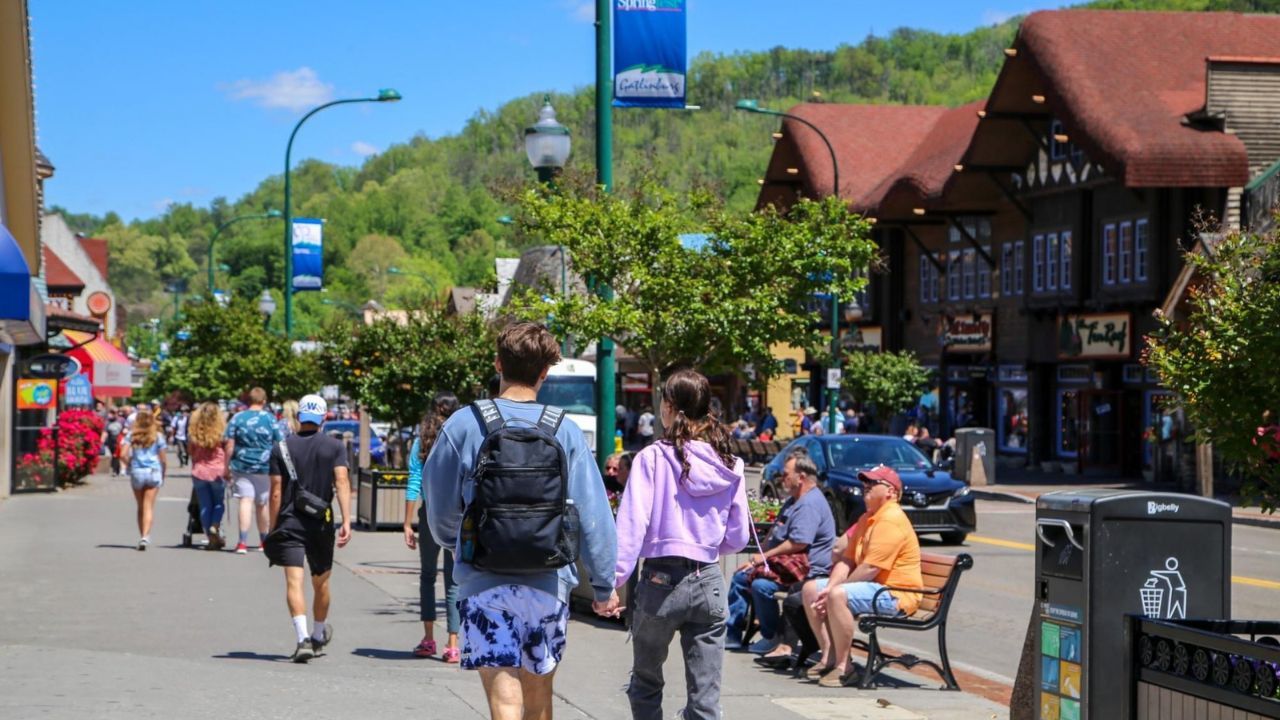 Top 7 Downtown Gatlinburg Shops to Visit