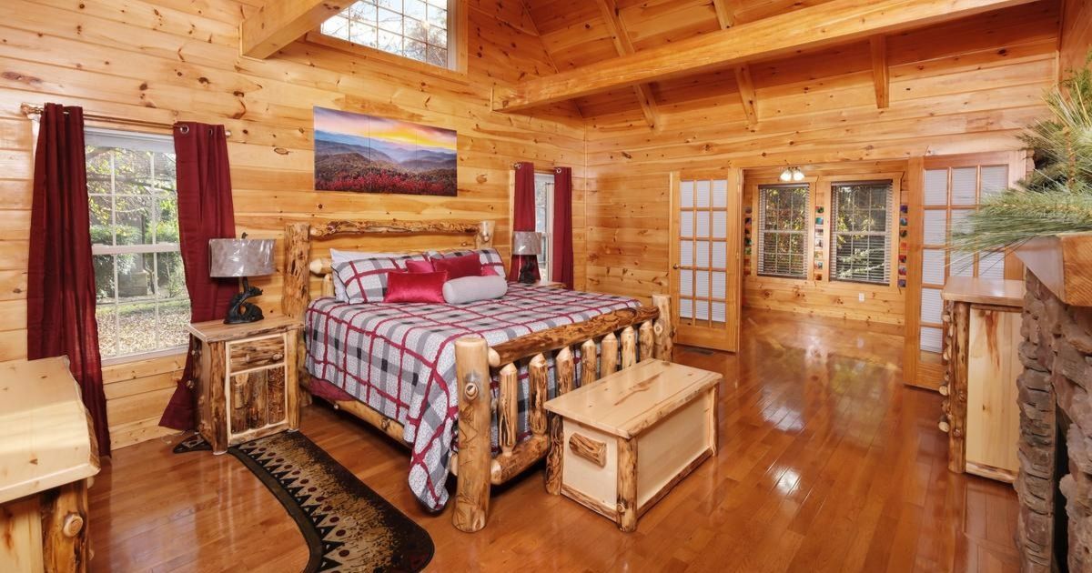The 4 Most Luxurious 5-Bedroom Cabins in Pigeon Forge and Gatlinburg The 4 Most Luxurious 5-Bedroom Cabins in Pigeon Forge and Gatlinburg