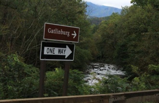 Image for Thing To Do How Far is Sevierville From Gatlinburg?