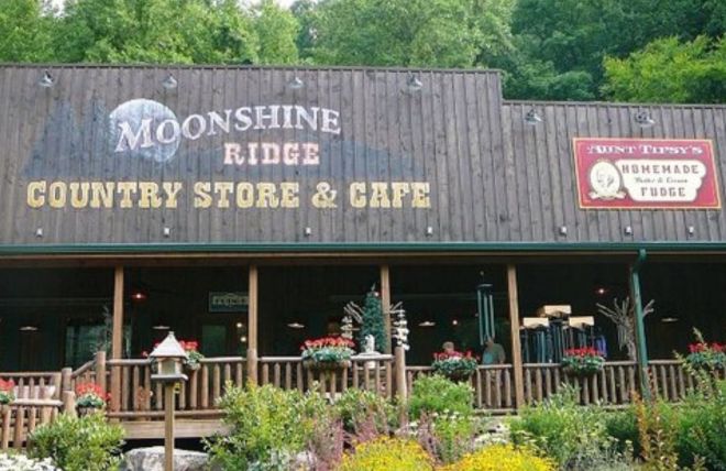 Image for Thing To Do Moonshine Ridge Country Store