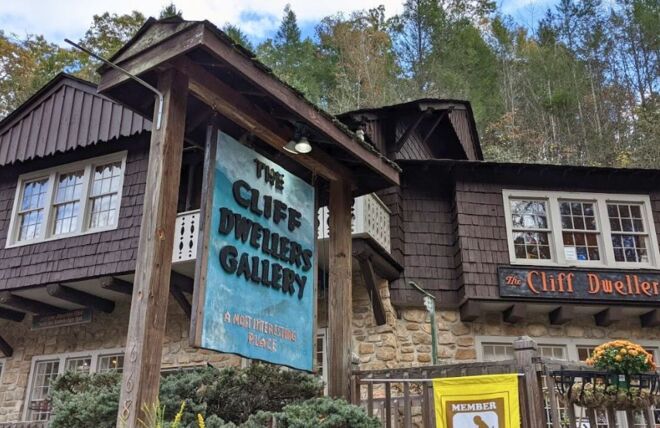 Image for Thing To Do Exploring the Arts and Crafts Community of Gatlinburg in Winter