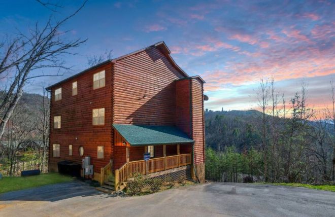 Image for Thing To Do Top 7 Large Cabins in Pigeon Forge