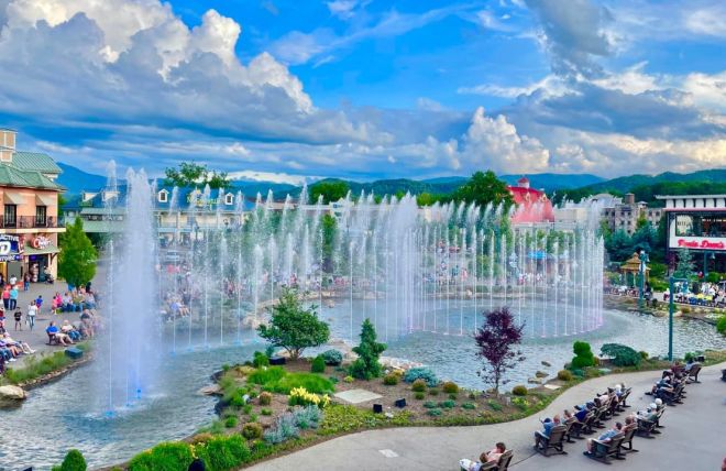 Image for Thing To Do Fun on a Budget: Affordable Activities in Pigeon Forge