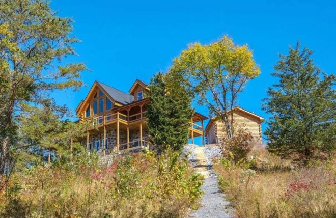 Image for Thing To Do Sumptuous Retreats: The Top 9 Luxury Features in Colonial Properties' Cabins
