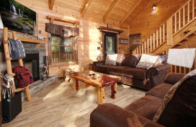 Image for Thing To Do Top 5 Luxury Cabins in Gatlinburg for a Relaxing Fall Getaway