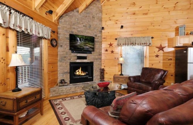 Image for Thing To Do 10 Tips for Booking Last-Minute Gatlinburg Cabin Rentals
