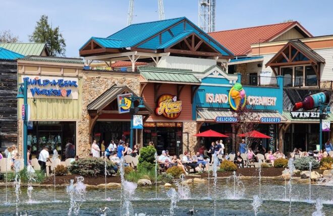 Image for Thing To Do The 5 Best Places to Go Shopping in Pigeon Forge