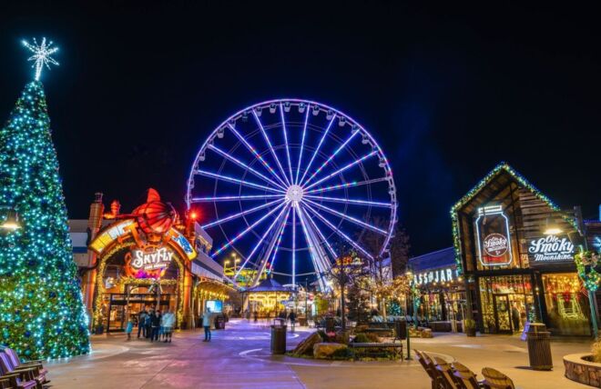 Image for Thing To Do Top 9 Favorite Things to Do at Christmas in Pigeon Forge