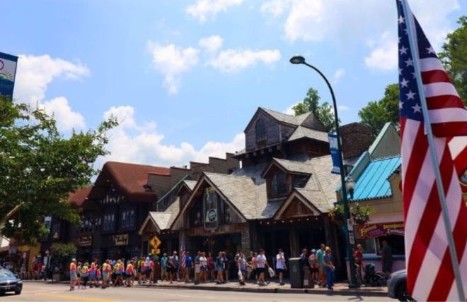 Image for Thing To Do 5 Can't-Miss Restaurants on Gatlinburg's Historic Strip