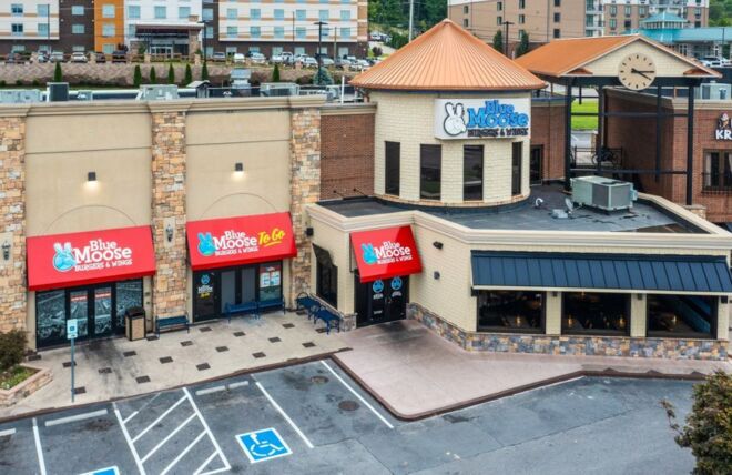 Image for Thing To Do 7 Best Burger Joints in Pigeon Forge for a Flavorful Meal