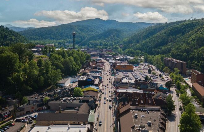 Image for Thing To Do How to Plan a Perfect September Family Vacation in Gatlinburg