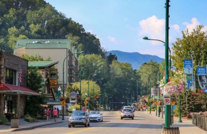 Image for Thing To Do What to Expect: Typical Summer Weather in Gatlinburg