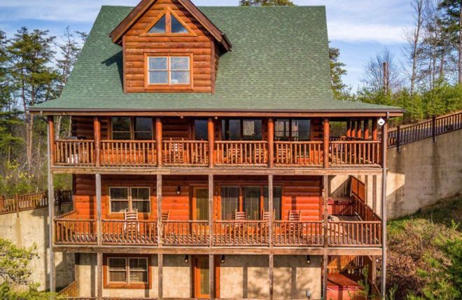 Image for Thing To Do 5 Reasons Why Colonial Properties is the Best Choice for Large Cabin Rentals in Gatlinburg TN
