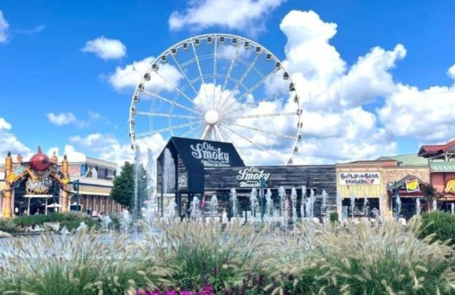 Image for Thing To Do 10 Romantic Things to Do in Pigeon Forge