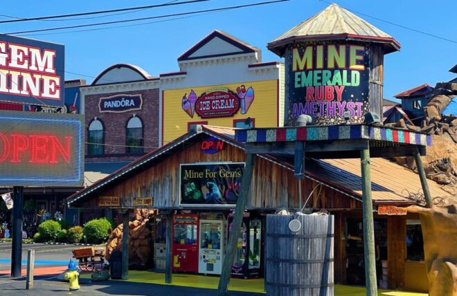Image for Thing To Do Experience Gem Mining Fun in Pigeon Forge and Gatlinburg