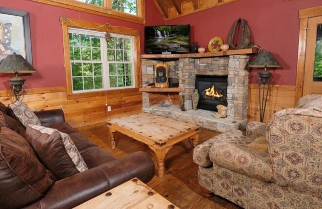 Image for Thing To Do Top 5 Romantic Getaways in Gatlinburg