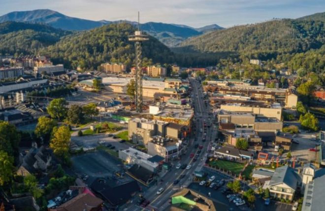 Image for Thing To Do 5 Tips for Parking in Downtown Gatlinburg