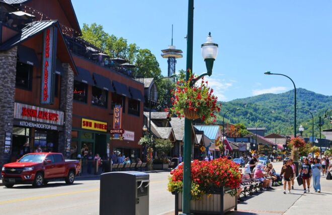Image for Thing To Do Cost Effective Vacations in Gatlinburg, TN