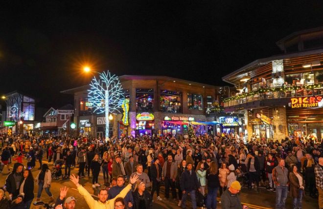 Image for Thing To Do Top 6 Reasons to Visit Gatlinburg this New Year's Eve