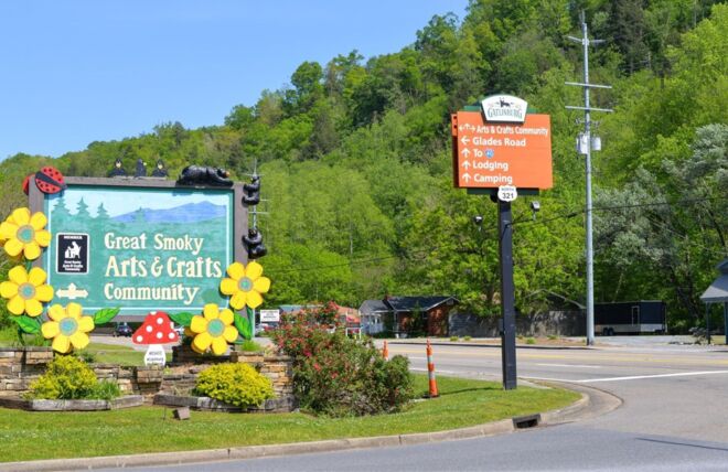 Image for Thing To Do Great Smoky Arts and Crafts Community