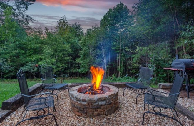 Image for Thing To Do 7 Reasons to Vacation in a Cabin with a Fire Pit