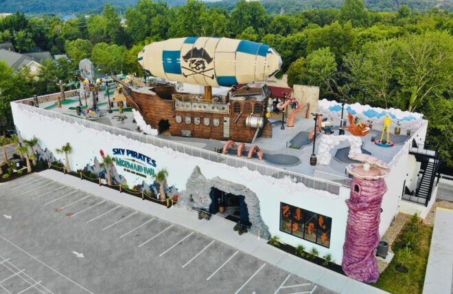 Image for Thing To Do Best 4 Indoor Putt Putt Golf Courses in Pigeon Forge