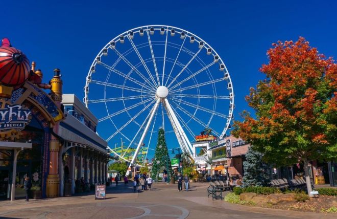 Image for Thing To Do Why November is Such a Special Time to Visit Pigeon Forge