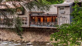 Best Places for a Cozy Dinner in Gatlinburg This September